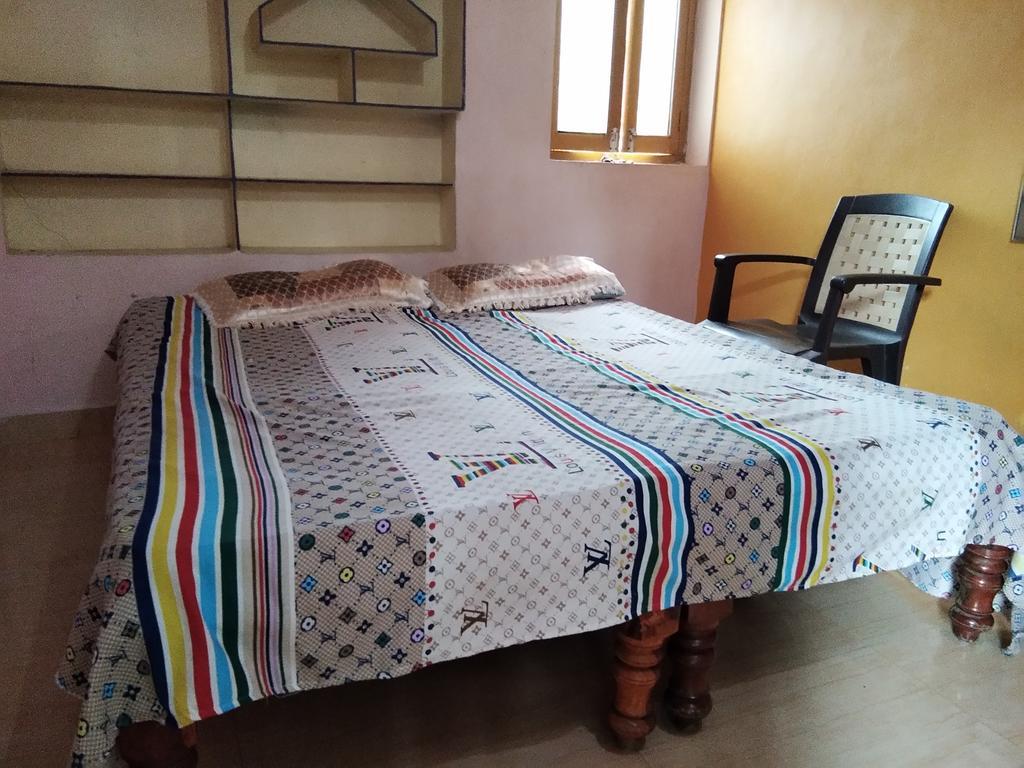 Bobby Guest House Хампі Екстер'єр фото